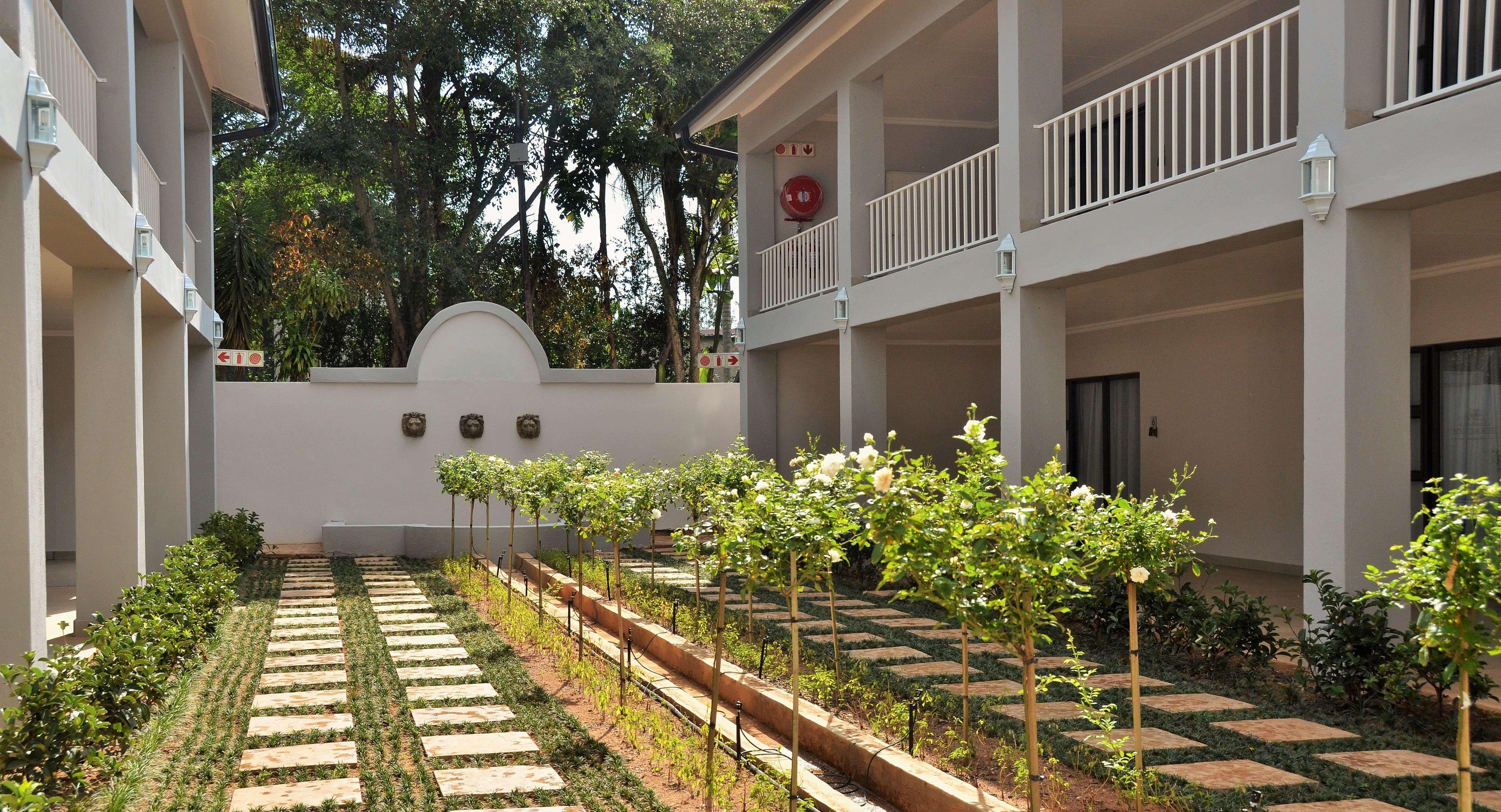 Country Boutique Hotel Уайт-Ривер Экстерьер фото