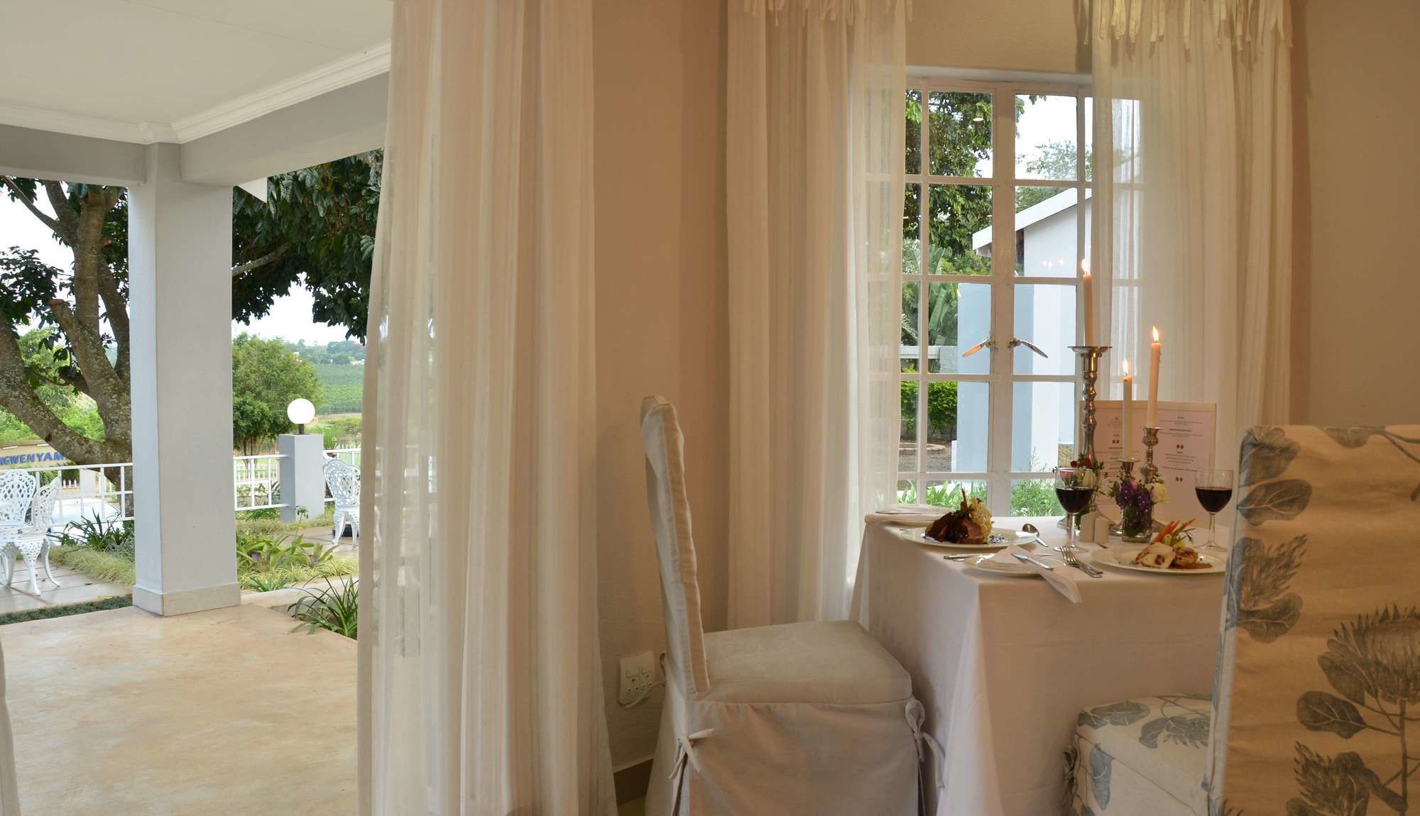 Country Boutique Hotel Уайт-Ривер Экстерьер фото